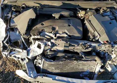 2015 Chevrolet Malibu 1Lt from USA, damaged, VIN 1G11C5SL9FF322151